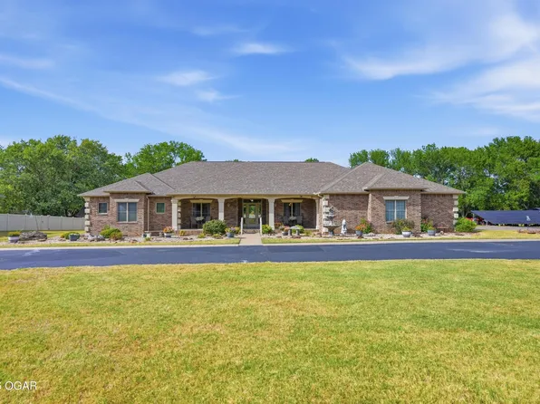 2025 W Fountain Rd, Webb City, MO 64870