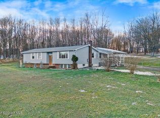 133 Shust Rd, Greenfield Township, PA 18407