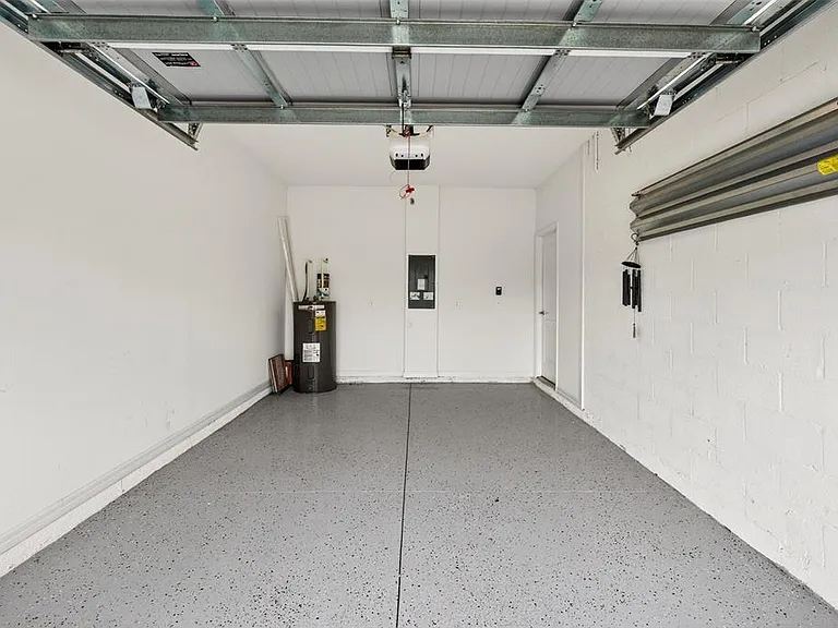 8667 Canyon Creek Trl — Photo 27