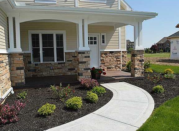 3rd image of 1590 Gleneagles Dr