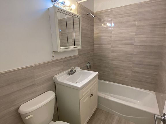 5th image of 28-42 38th St #4F