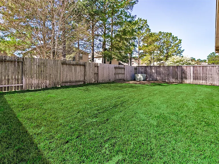 35 E Wolf Cabin Cir — Photo 33