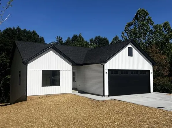 217 Red Mare Rd, Winfield, MO 63389