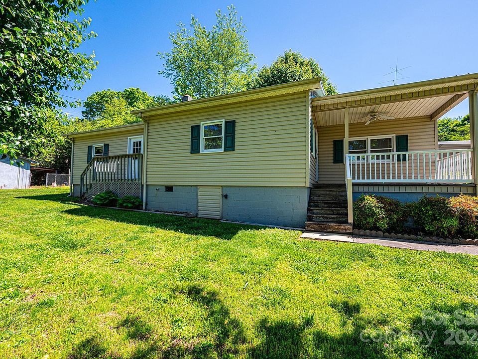 1st image of 716A Berry Pl