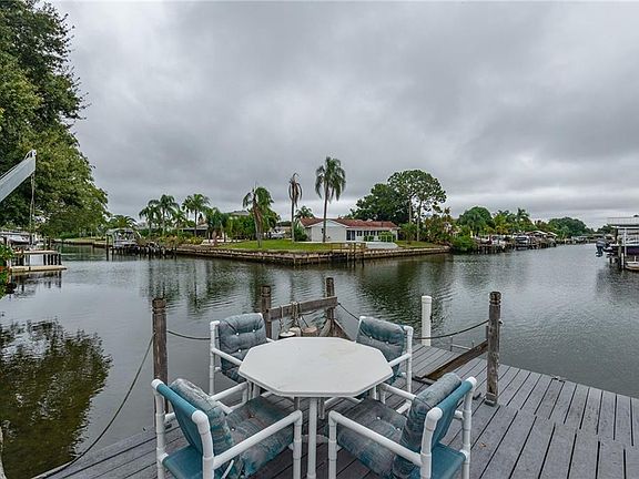 4th image of 4601 Bay Crest Dr