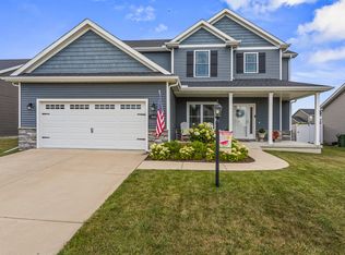 806 Cole Ln, Mahomet, IL