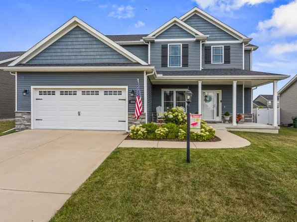 806 Cole Ln, Mahomet, IL 61853