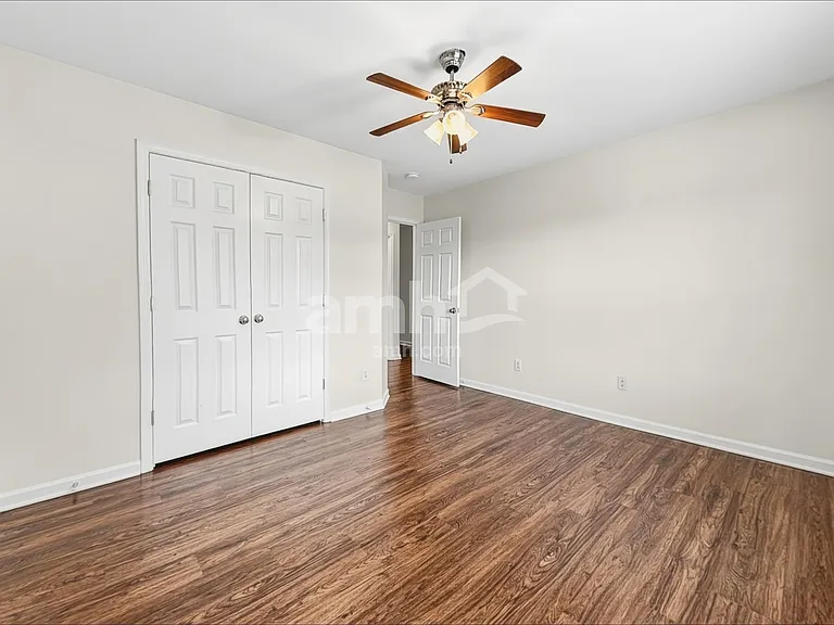 231 Mott Rd — Photo 19