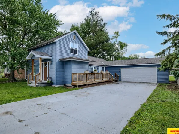 306 N Elm St, Hooper, NE 68031