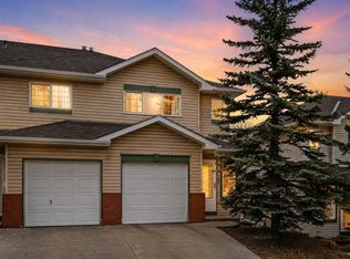101 Country Hills Vlg NW, Calgary, AB T3K4S8
