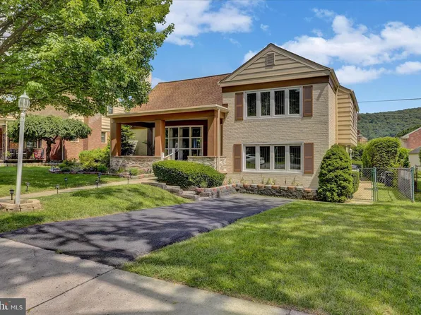 919 Brighton Ave, Reading, PA 19606