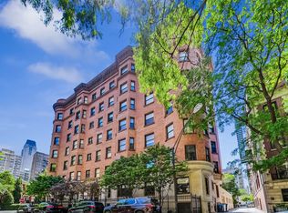 1210 N Astor St APT 2B, Chicago, IL