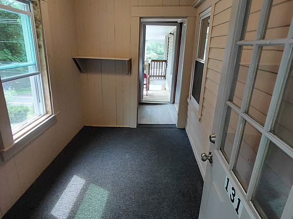 4th image of 131 Mechanics St #131