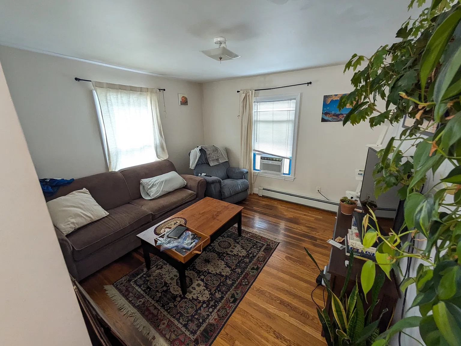 2 bed, 750 sqft, $2,375 — Photo 1