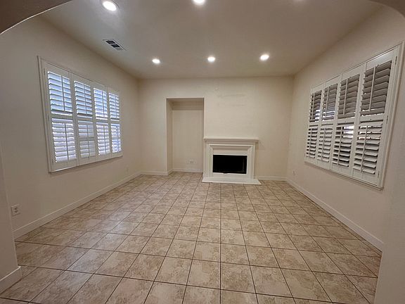 3rd image of 3402 Pinotin Ct