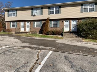 238 Christmas Ridge Rd APT 4, Berea, KY 40403