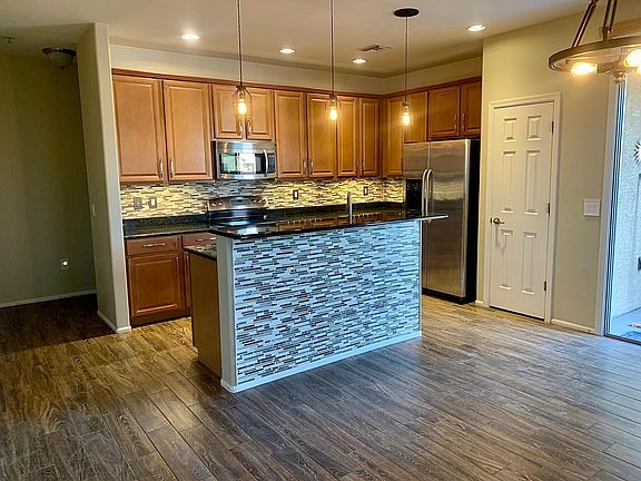 5th image of 11846 W Ferndown Dr
