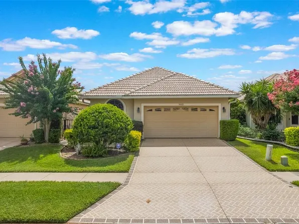 9015 Saint Andrews Way, Mount Dora, FL 32757