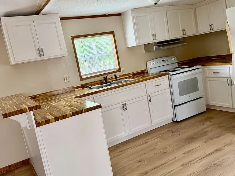 629 Sierra Rd — Photo 6