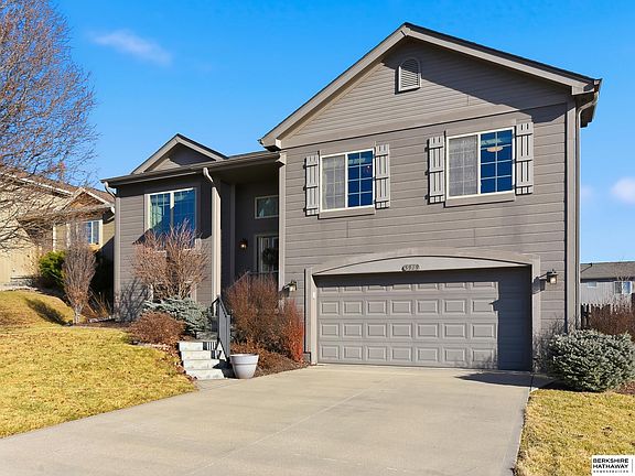 2nd image of 5919 S 187th Avenue Cir