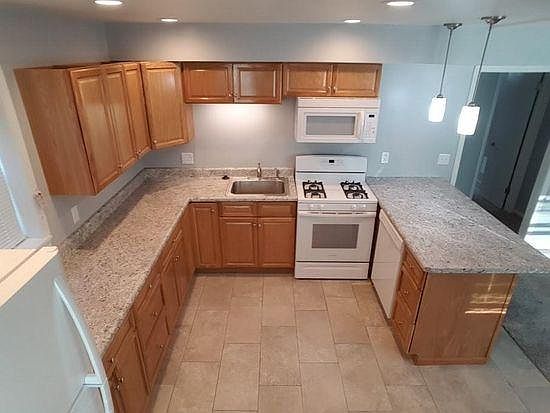 1st image of 5001 Woolworth Ave APT 1