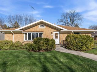 609 Greenfield Ave, Beaver Dam, WI 53916
