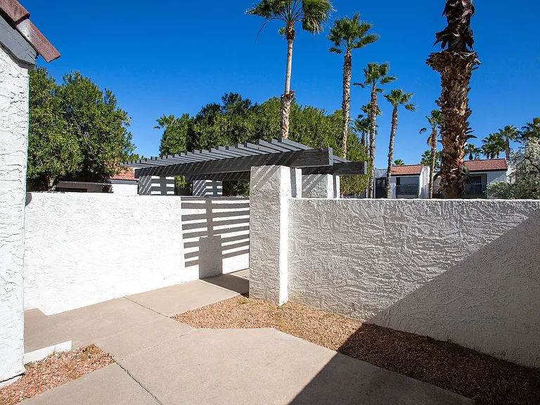Townhomes on the Park Apartment Homes — Photo 18