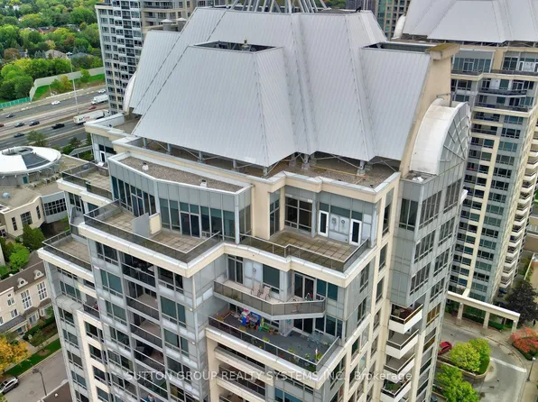 8 Rean Dr #Uph-03, Toronto, ON M2K 3B9