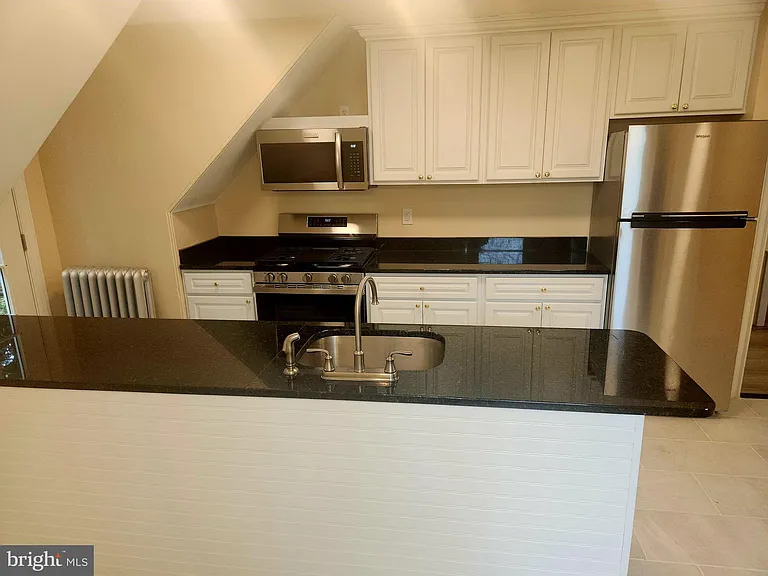 538 E Church Rd #5 — Photo 3
