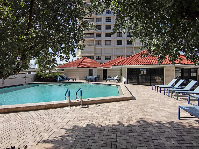 5480 N Ocean Dr #A1D — Photo 13