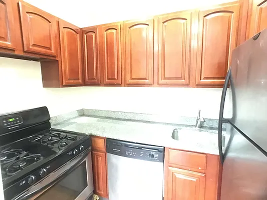 Rented by Safeguard Realty Management | media 35