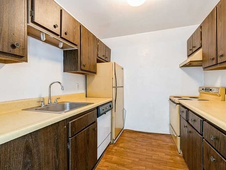 6 White Gate Dr Wappingers Falls, NY, 12590 Apartments for Rent Zillow