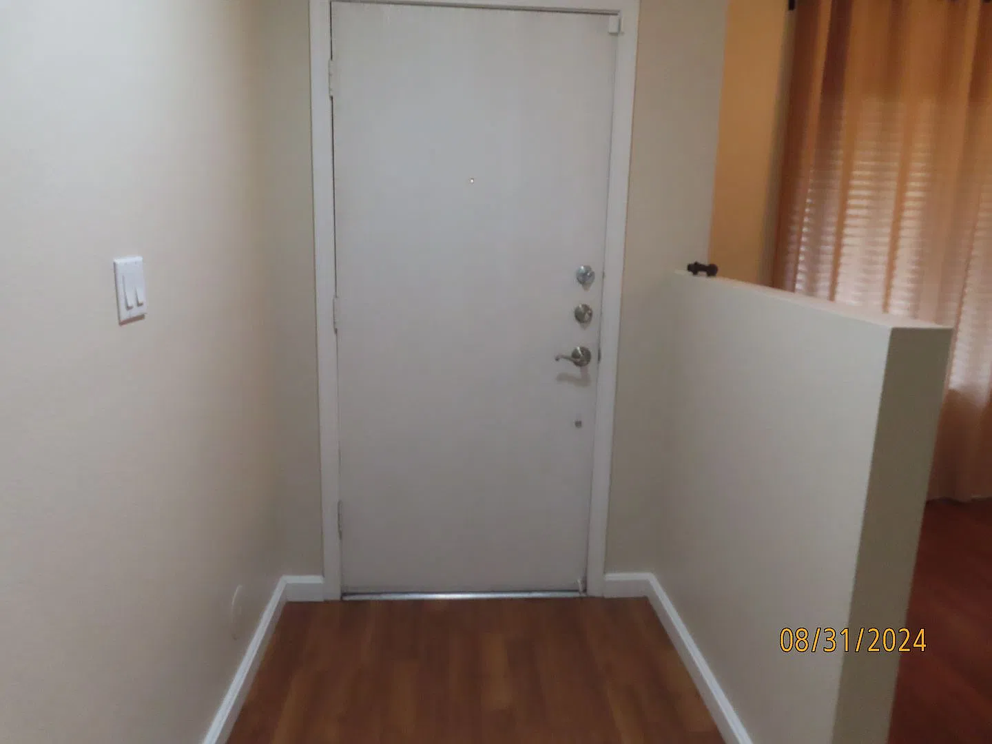 Beautiful 3 Bedroom 2 Bath Home w/Pool — Photo 3