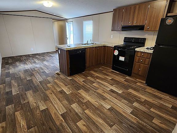 3rd image of 6121 Little Madison Way