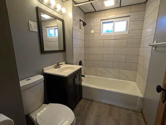 2nd image of 3 Chambers St #3