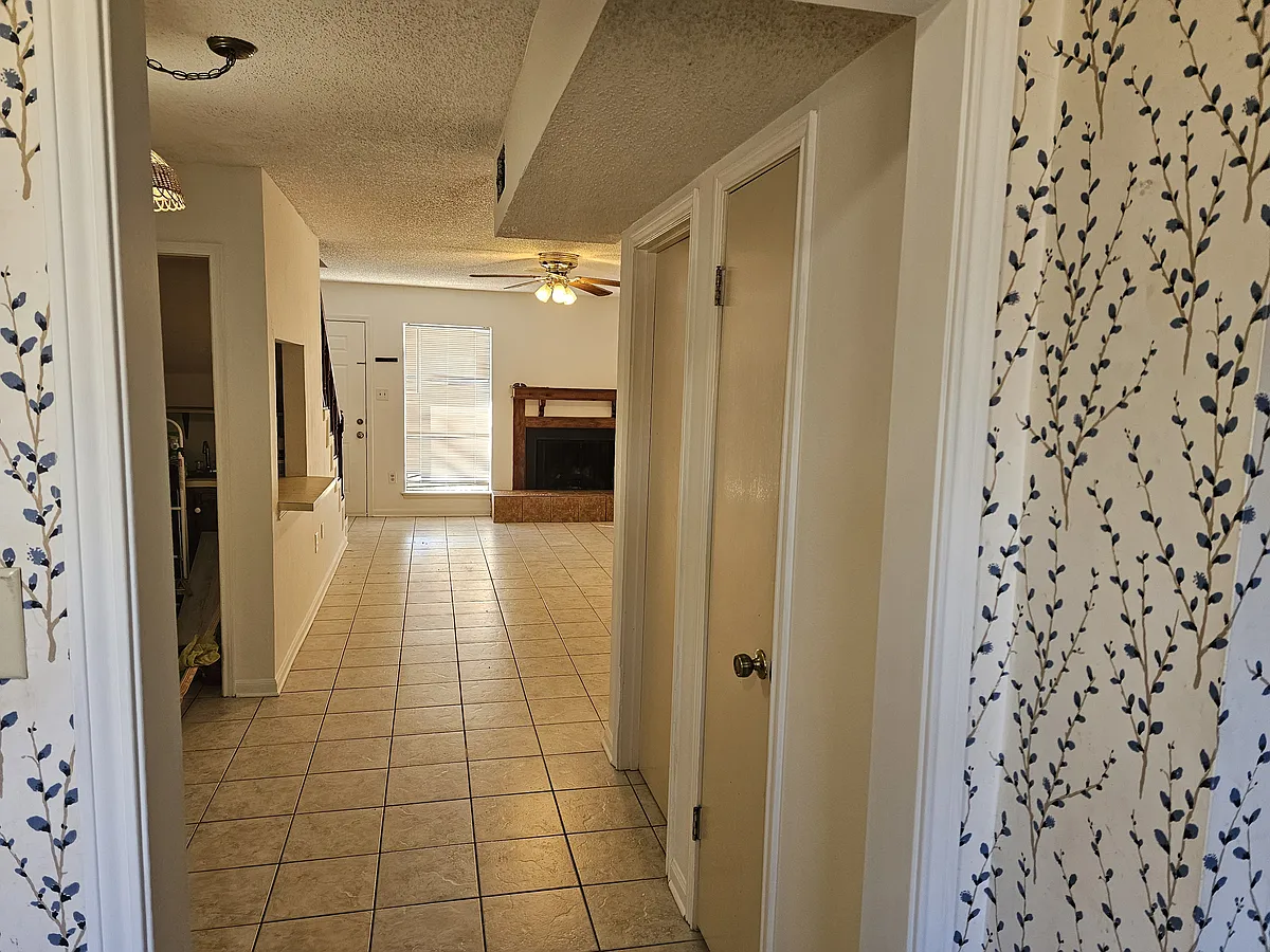 Building Photo - 5245 Brightside View Dr