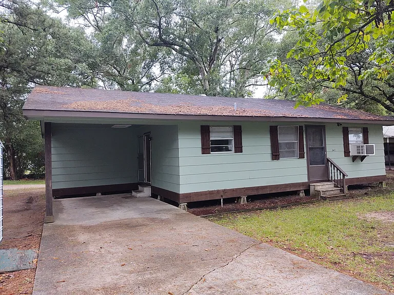 341 Jelks St — Photo 2