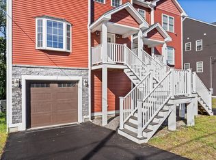 76 Valmor St, Worcester, MA 01604
