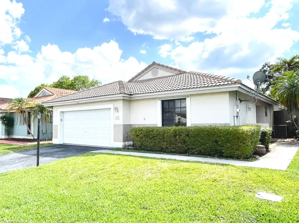 5851 Bristol Ln, Fort Lauderdale, FL 33331