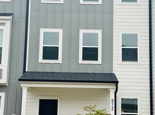 912 Fearless Rd, Durham, NC 27703