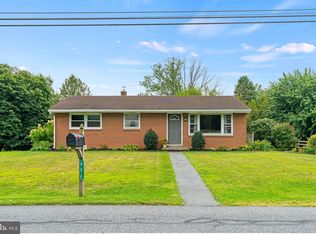 406 E 28th Division Hwy, Lititz, PA 17543