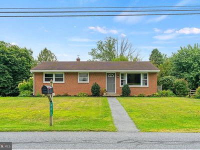 406 E 28th Division Hwy, Lititz, PA, 17543