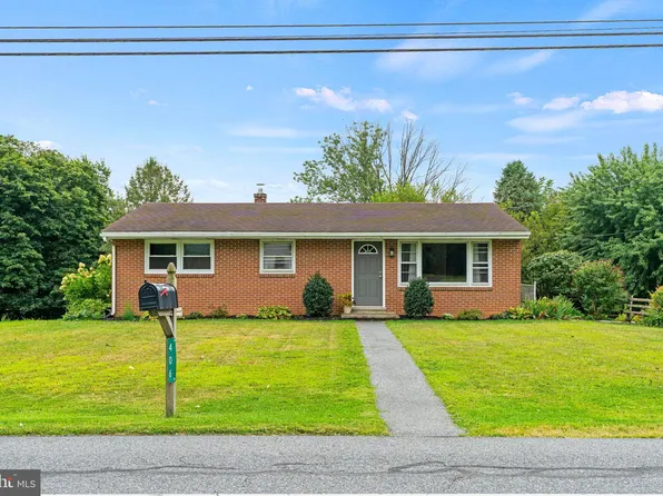 406 E 28th Division Hwy, Lititz, PA 17543