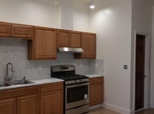 14 Home St #1, New London, CT 06320