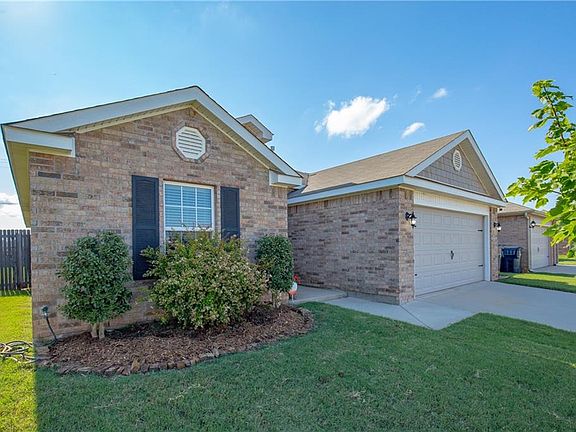 2nd image of 9621 Evie Dr