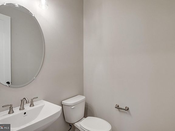 5th image of 11516 Bluestem Way