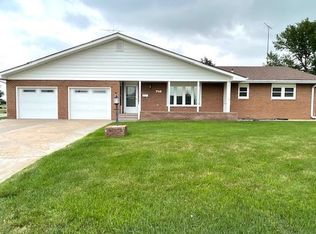 740 N 3rd St, Wakeeney, KS 67672