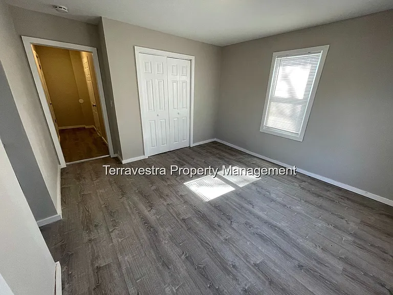 309 E Main St #C — Photo 5