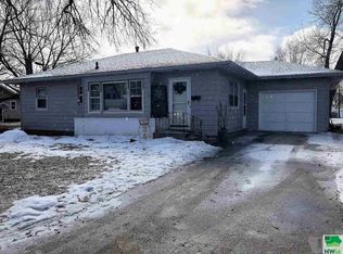 525 Ash St, Cherokee, IA 51012