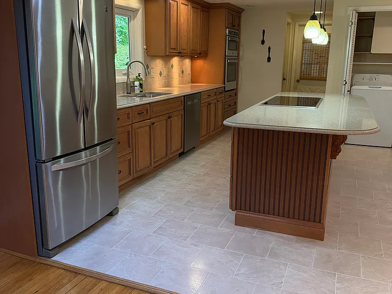 54 Tree Top Ln — Photo 15